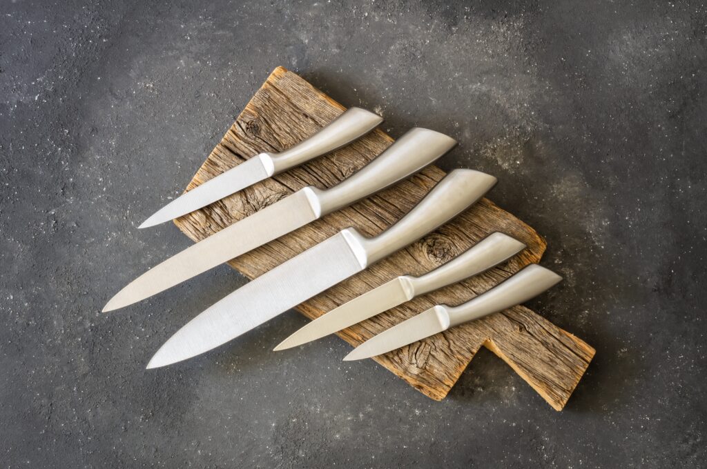 How to Pack Kitchen Knives Safely for Moving or Storage