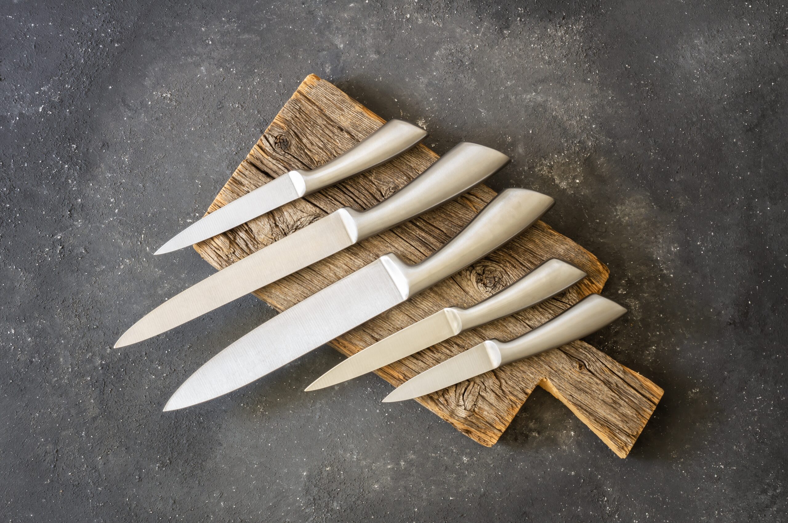 How to Pack Kitchen Knives Safely for Moving or Storage