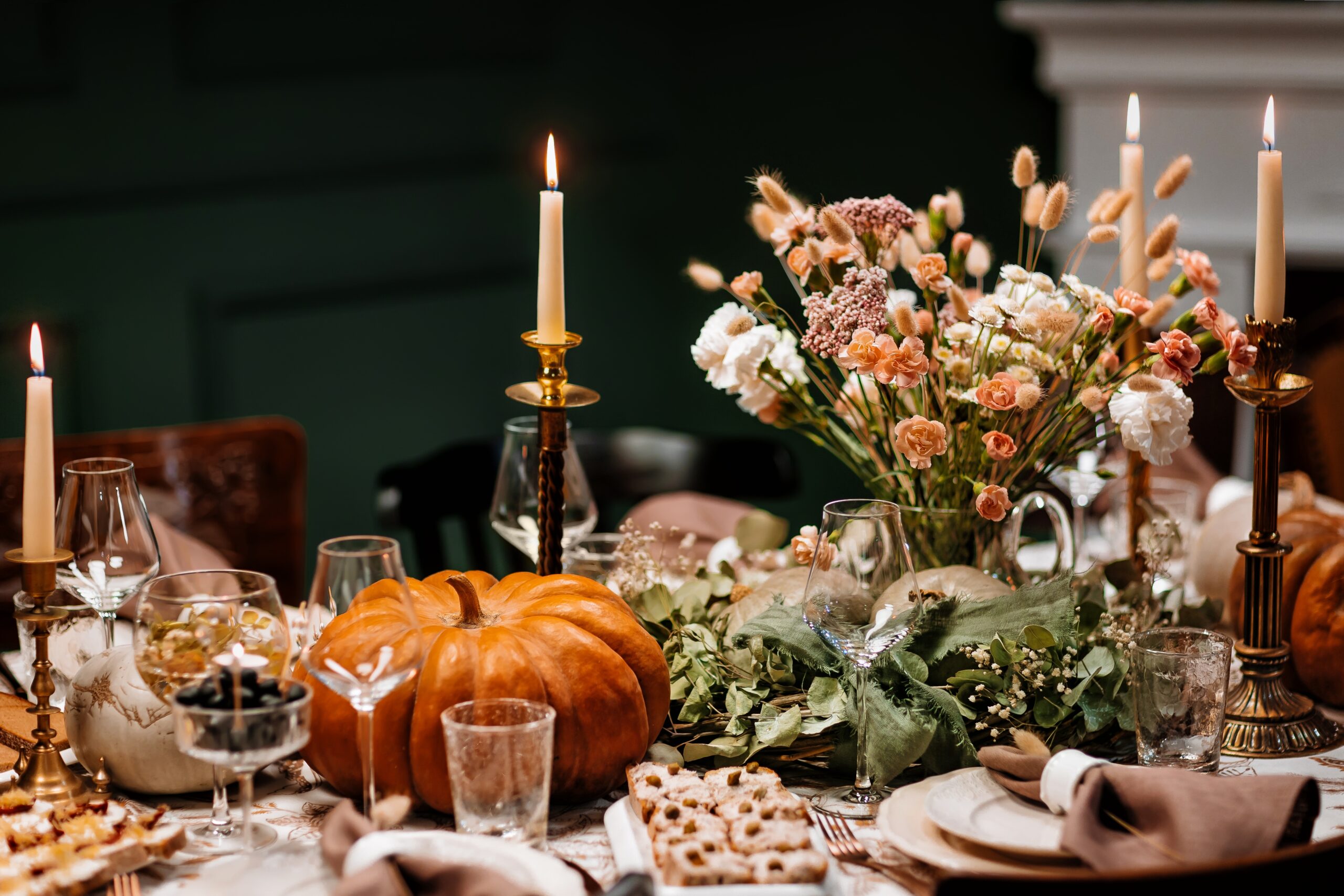The,Thanksgiving,Dinner,Table.,A,Traditional,Thanksgiving,Or,Friendship,Day A Host’s Guide to Storing Seasonal Entertaining Supplies; How to Keep Your Hosting Essentials Organized All Year